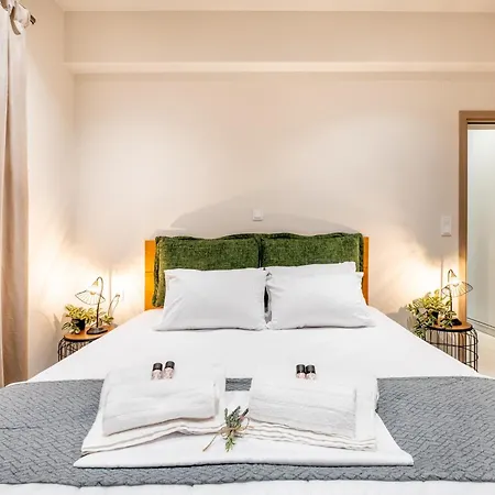 Thea Seaview Luxury Living Calamata