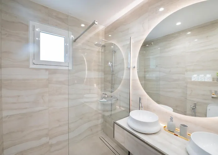 Thea Seaview Luxury Living