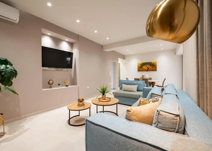 Thea Seaview Luxury Living *