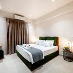 בית נופש Thea Seaview Luxury Living *