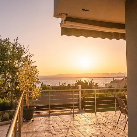 Tatil Evi Thea Seaview Luxury Living Kalamata