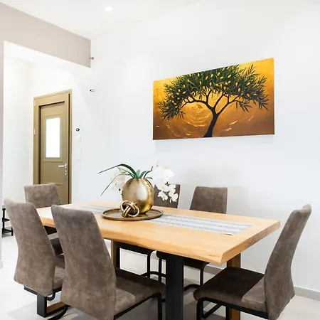 Prázdninový dům Thea Seaview Luxury Living *