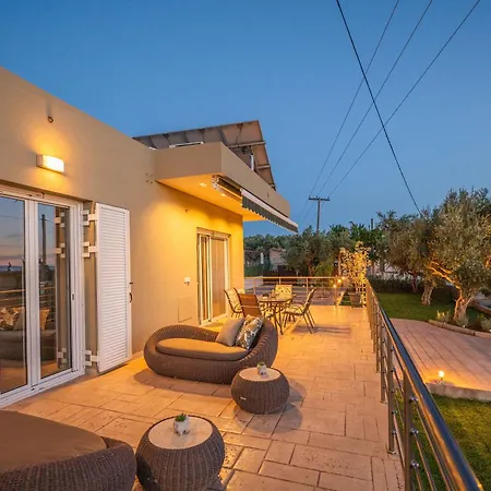 Thea Seaview Luxury Living Tatil Evi Kalamata