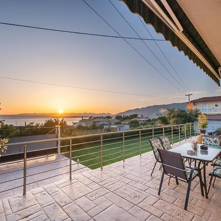 Thea Seaview Luxury Living Kalamata