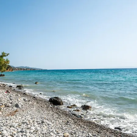 Thea Seaview Luxury Living Tatil Evi